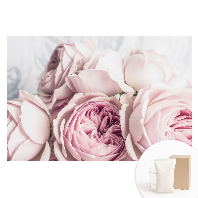 Tapet fotografic nețesut Trandafiri subtili într-un buchet romantic