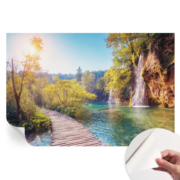 Tapet autoadeziv pentru camera de zi cu peisaj natural