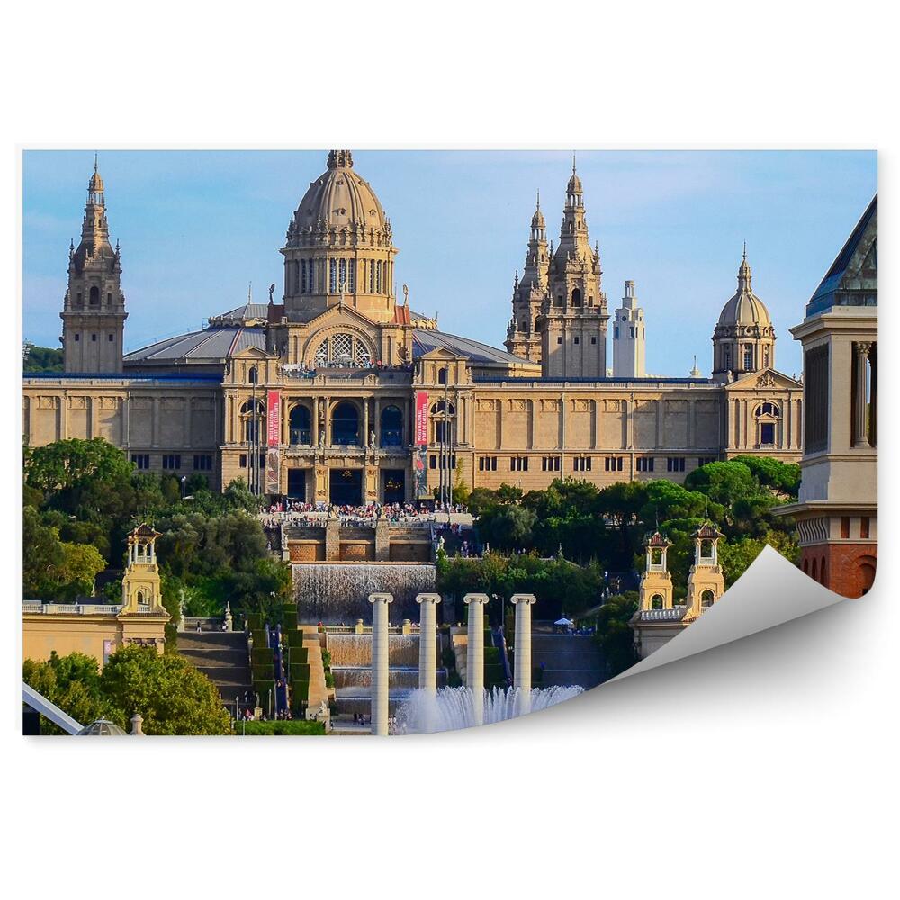 Fototapet vintage Muzeul National Al Cataluniei Barcelona Copaci Cer Nori