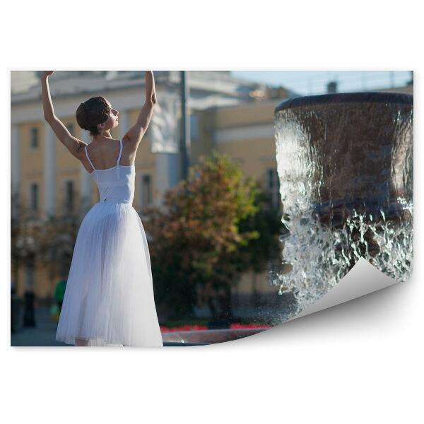 Fototapet perete Balerina ce dansează fântâna orașului
