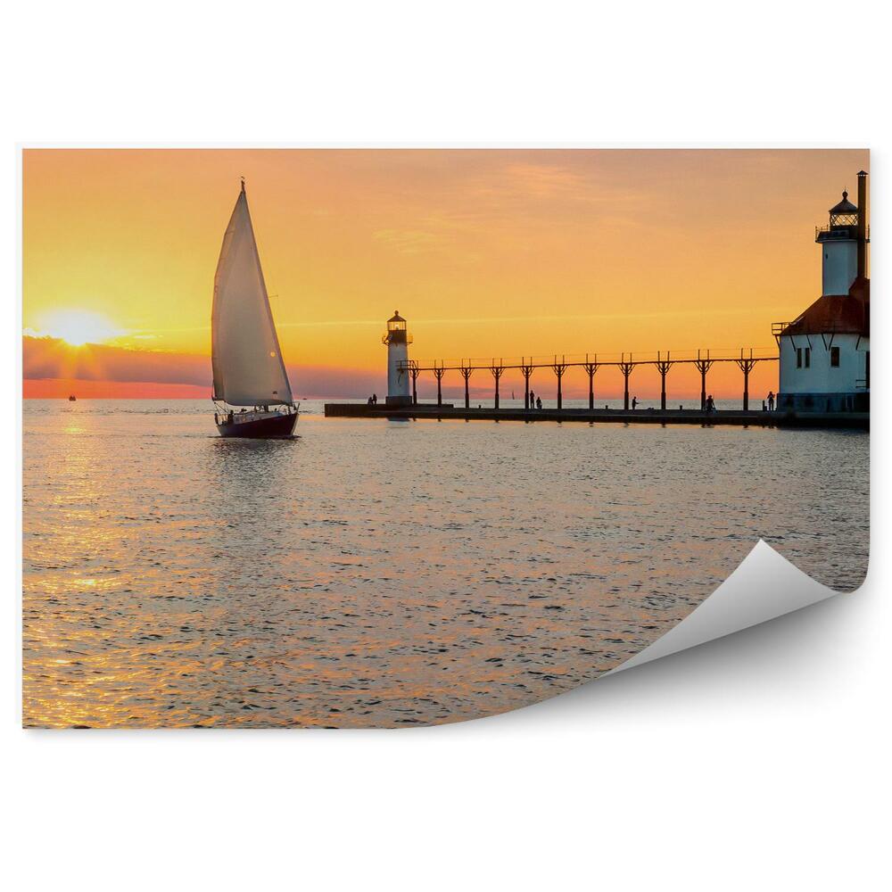 Fototapet perete Lanternă barca cu pânze apă soare