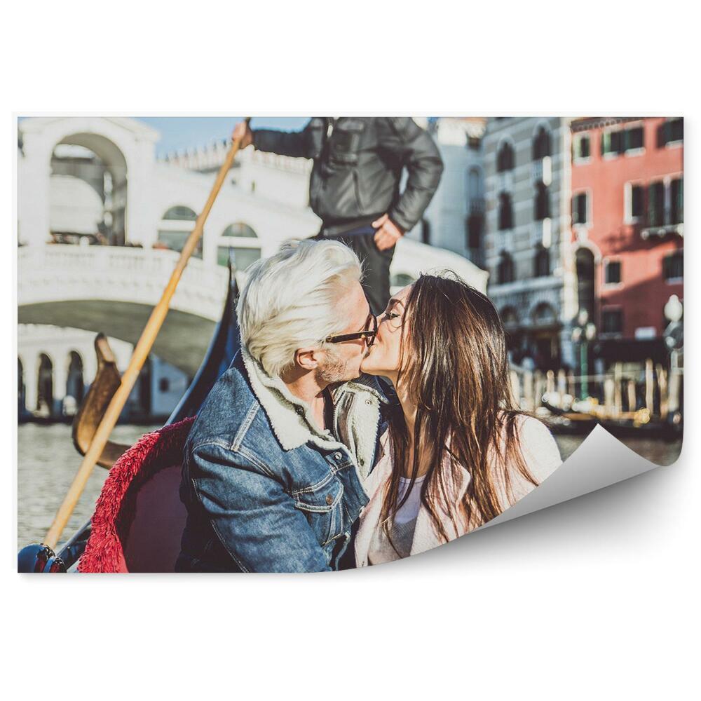 Fototapet perete Vacanță fericită la Veneția sărut cuplu