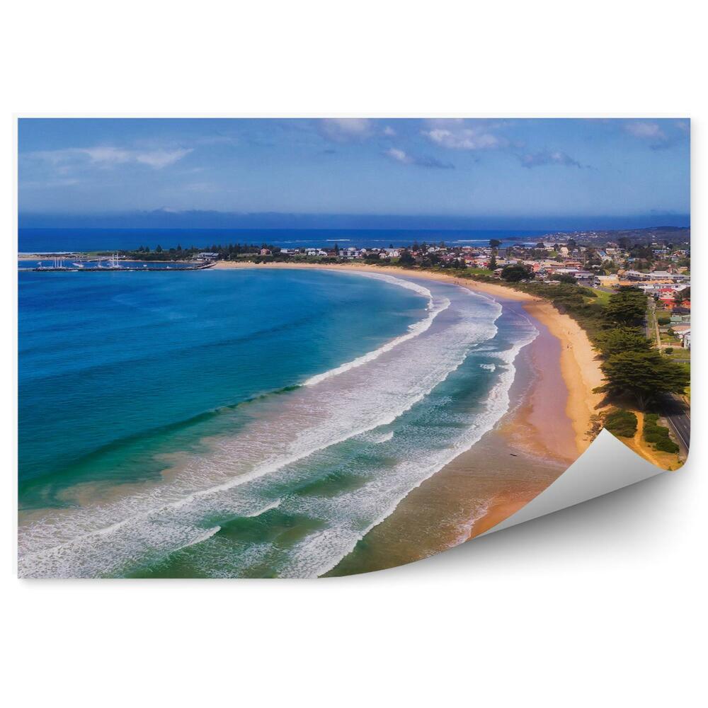 Decor fototapet Clădiri Drum Verde Ocean Plajă Cer Nori