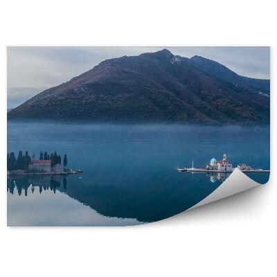 Decor fototapet Clădiri Copaci Munți Natură Ocean Muntenegro Ceață