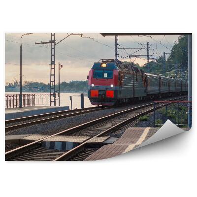 Fototapet perete Trenul de pasageri calea ferată șinele platformei orașului