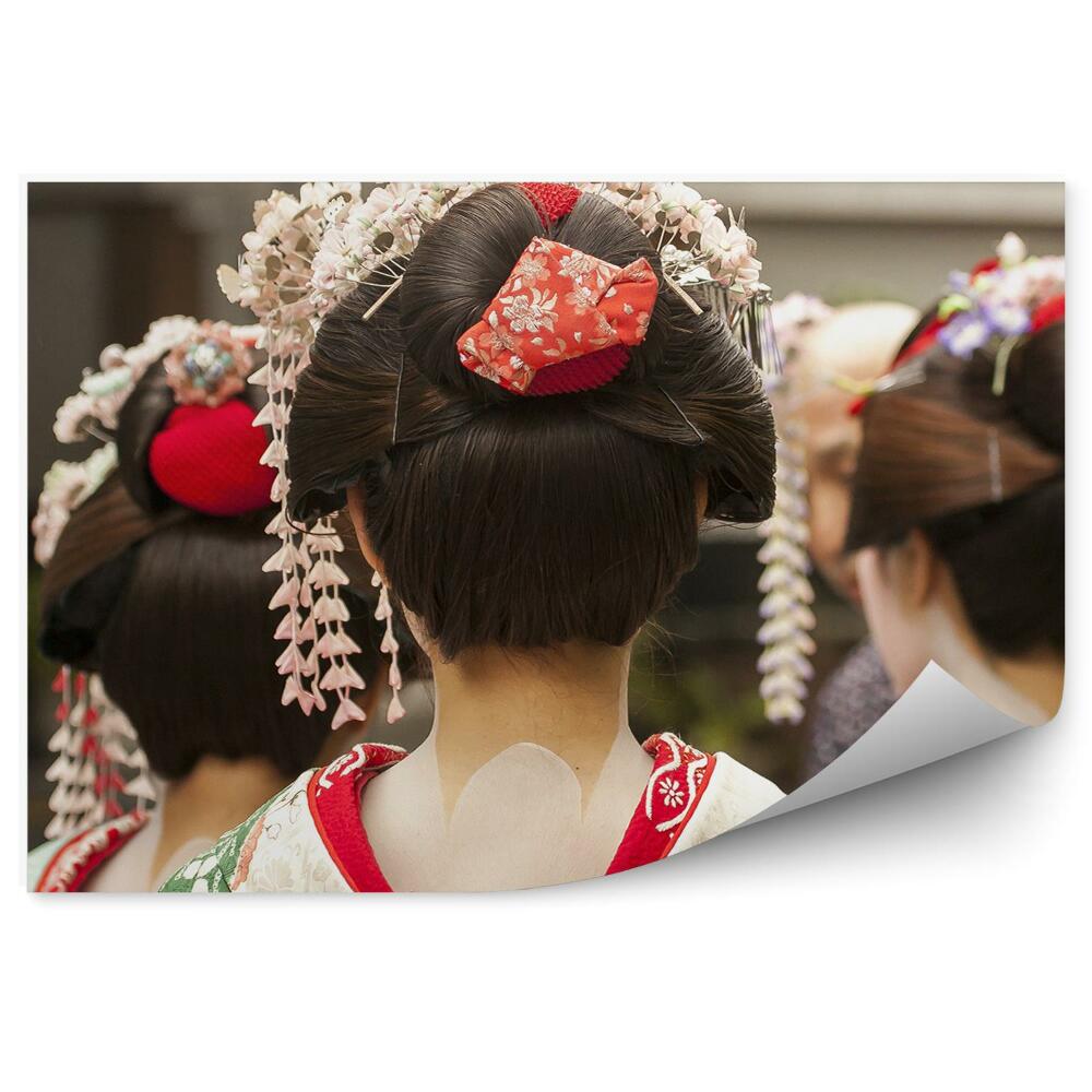 Fototapet vintage Costume de grup trei gheișe chimonouri machiaj oraș