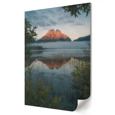 Tablou canvas cu peisaj montan O dimineață liniștită la lac