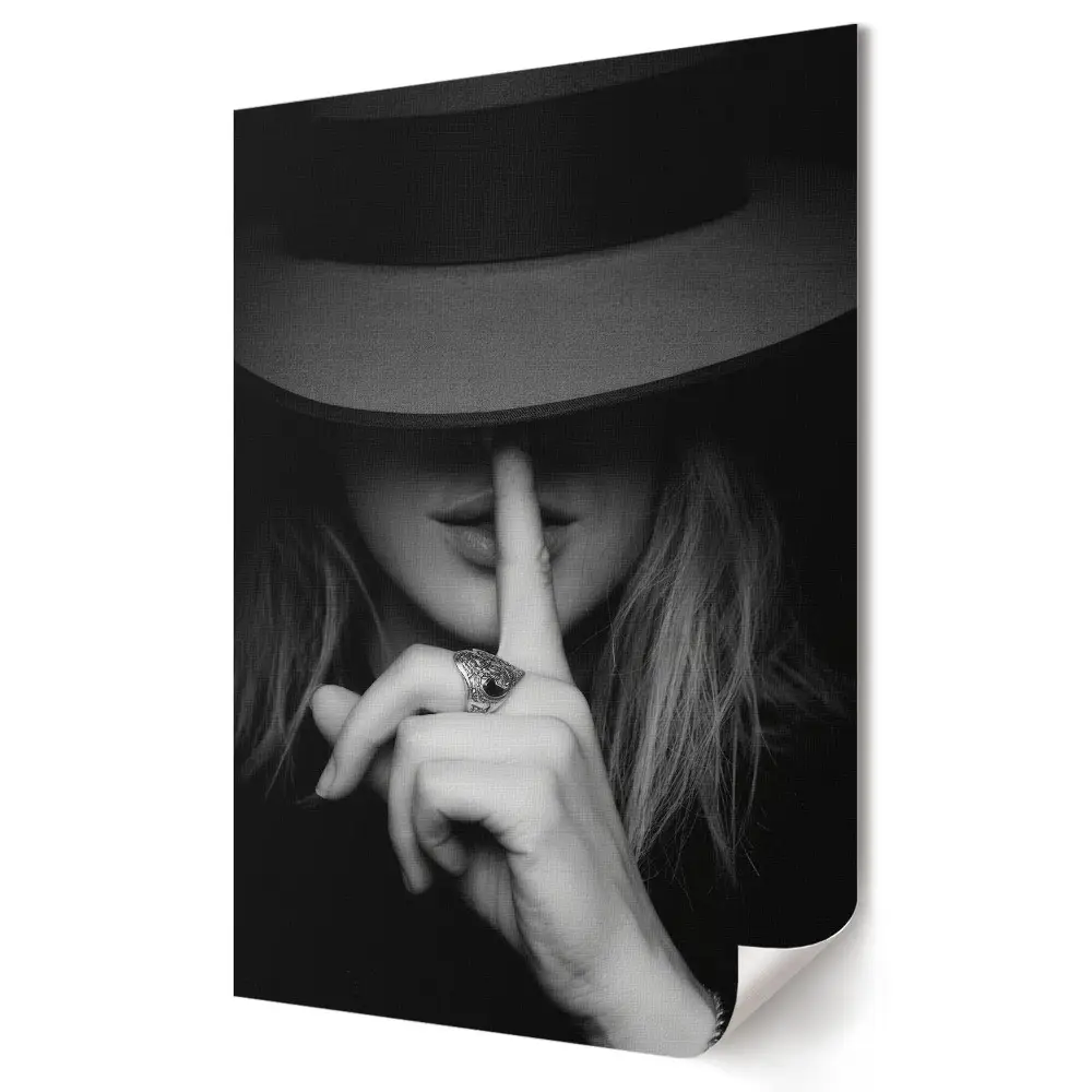 Poster decorativ Eleganță misterioasă în monocrom