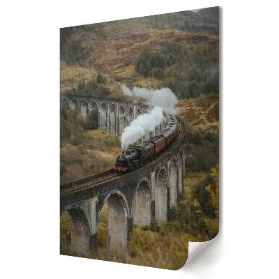 Tablou canvas cu grafică murală reprezentând o călătorie magică cu trenul prin munți