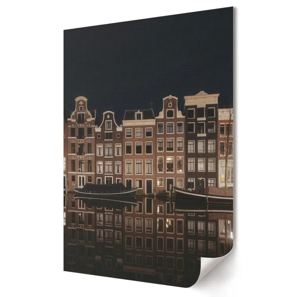 Poster decorativ cu reflexia caselor din Amsterdam noaptea