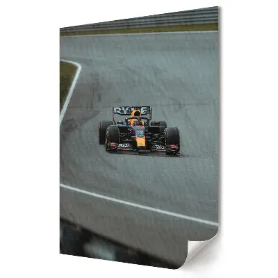 Tablou canvas cu mașină de curse pe circuitul de Formula 1