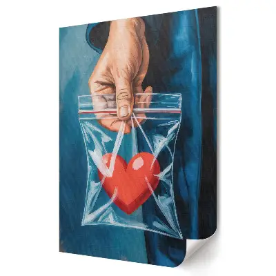 Tablou canvas cu grafică murală reprezentând o inimă într-o pungă transparentă