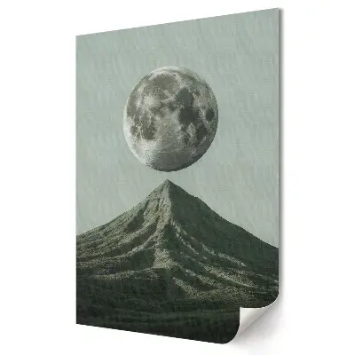 Poster decorativ Luna peste vulcan în tăcere