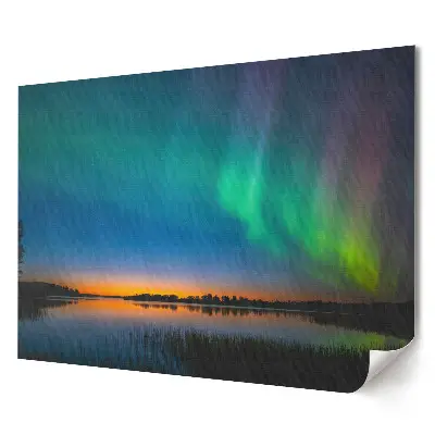 Tablou canvas modern cu Aurora boreală peste un lac liniștit