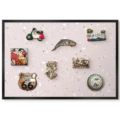 Panou magnetic înrămat cu model terrazzo delicat