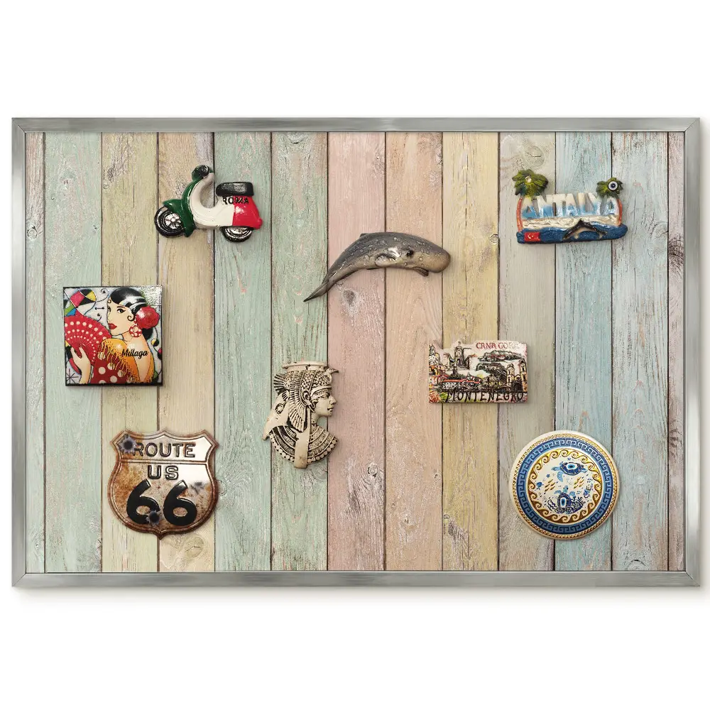 Tablă metalică de perete cu ramă și plăci pastelate în diferite nuanțe