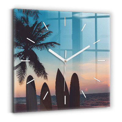 Ceas de sticlă pe perete pătrat Surfing pe plajă