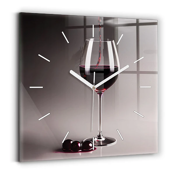Ceas de sticlă pe perete pătrat Un pahar de vin roșu