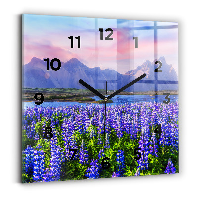 Ceas din sticlă pătrat Vedere asupra munților din Islanda