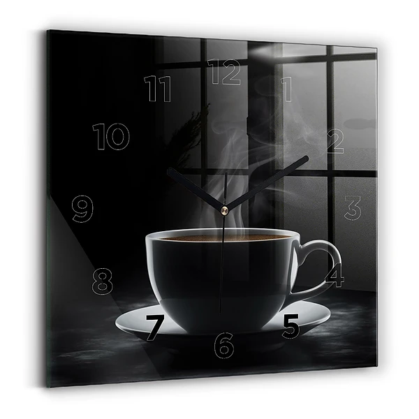 Ceas din sticlă pătrat O ceașcă de cafea neagră