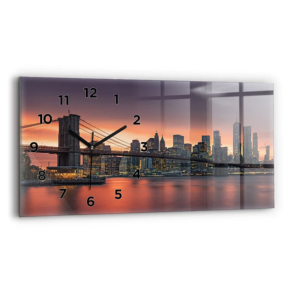 Ceas orizontale de perete din sticlă East River din New York